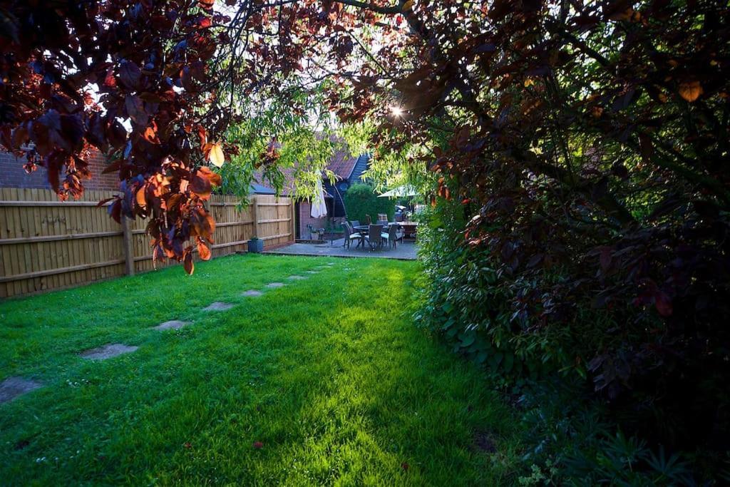 Stunning Barn Conversion Ideal For Large Families Bildeston Exterior foto