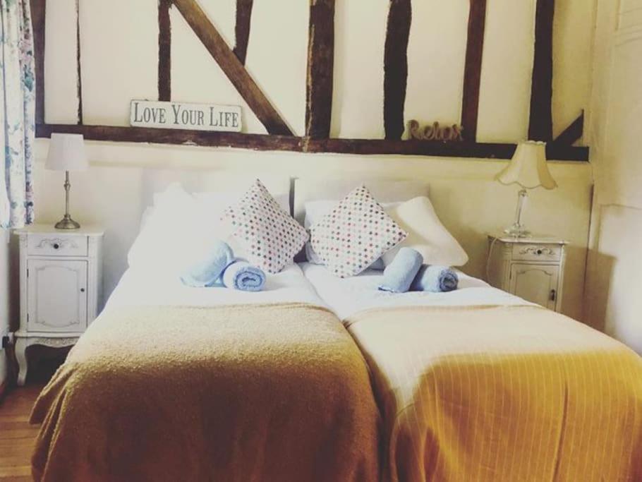 Stunning Barn Conversion Ideal For Large Families Bildeston Exterior foto